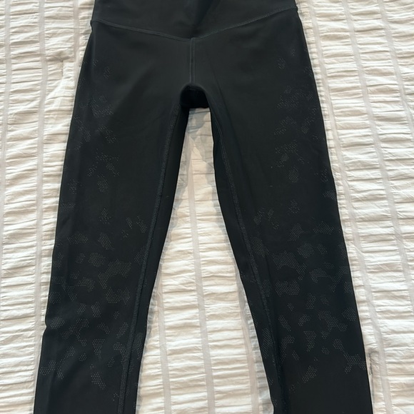 Lululemon leggings - Picture 3 of 4